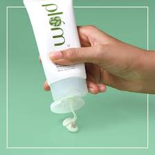 PLUM GREEN TEA FACE SCRUB 75 G